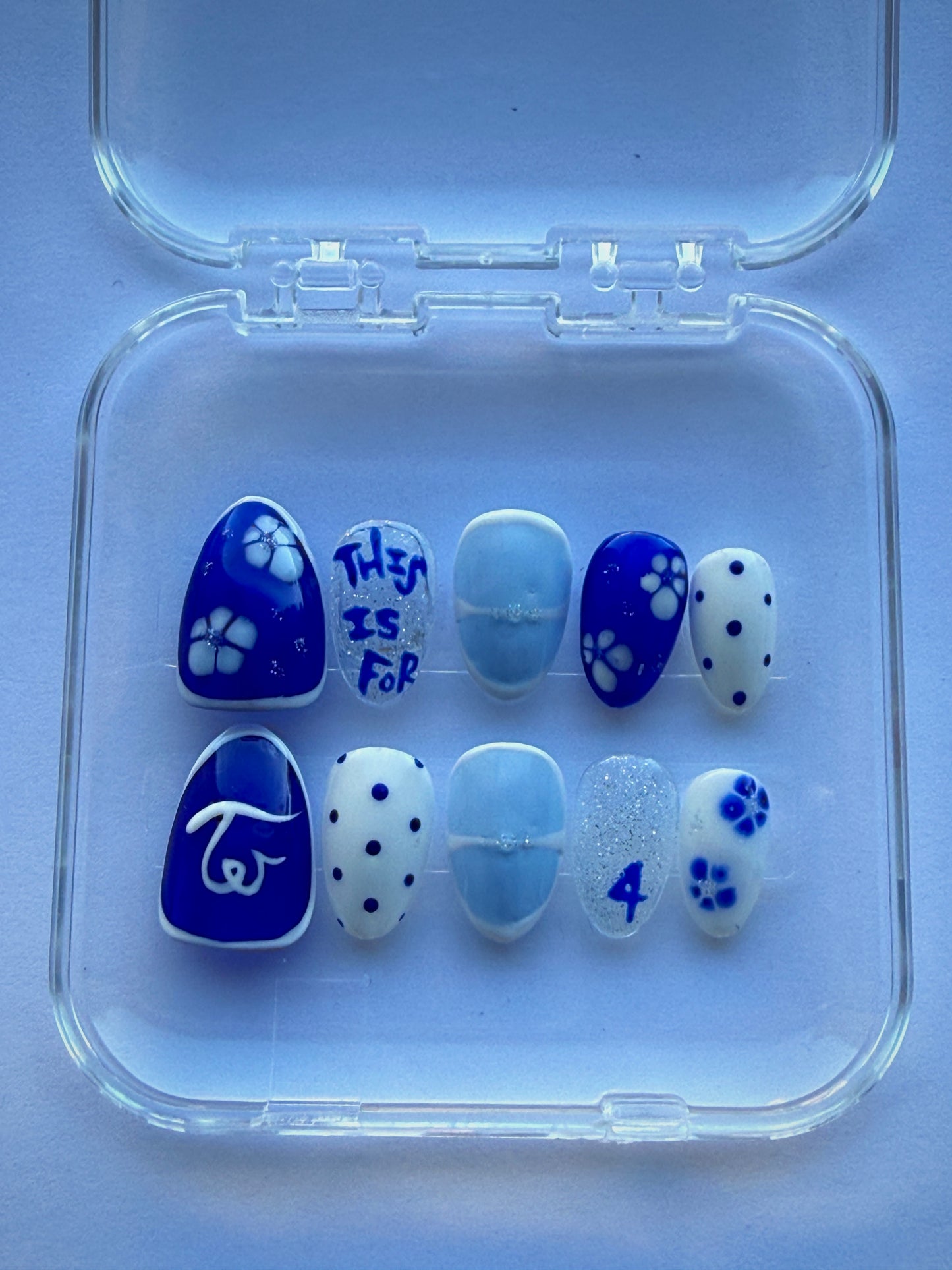 TWICE Press-On Nail Set