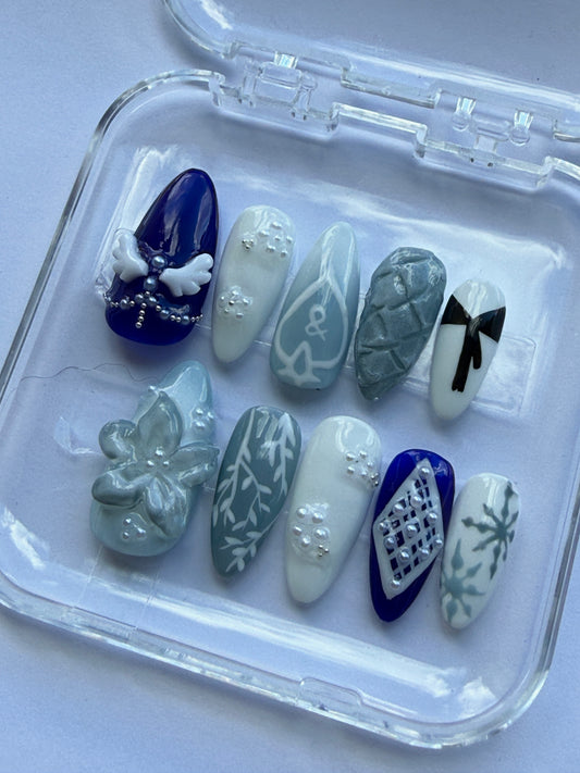 &Team Press-On Nail Set