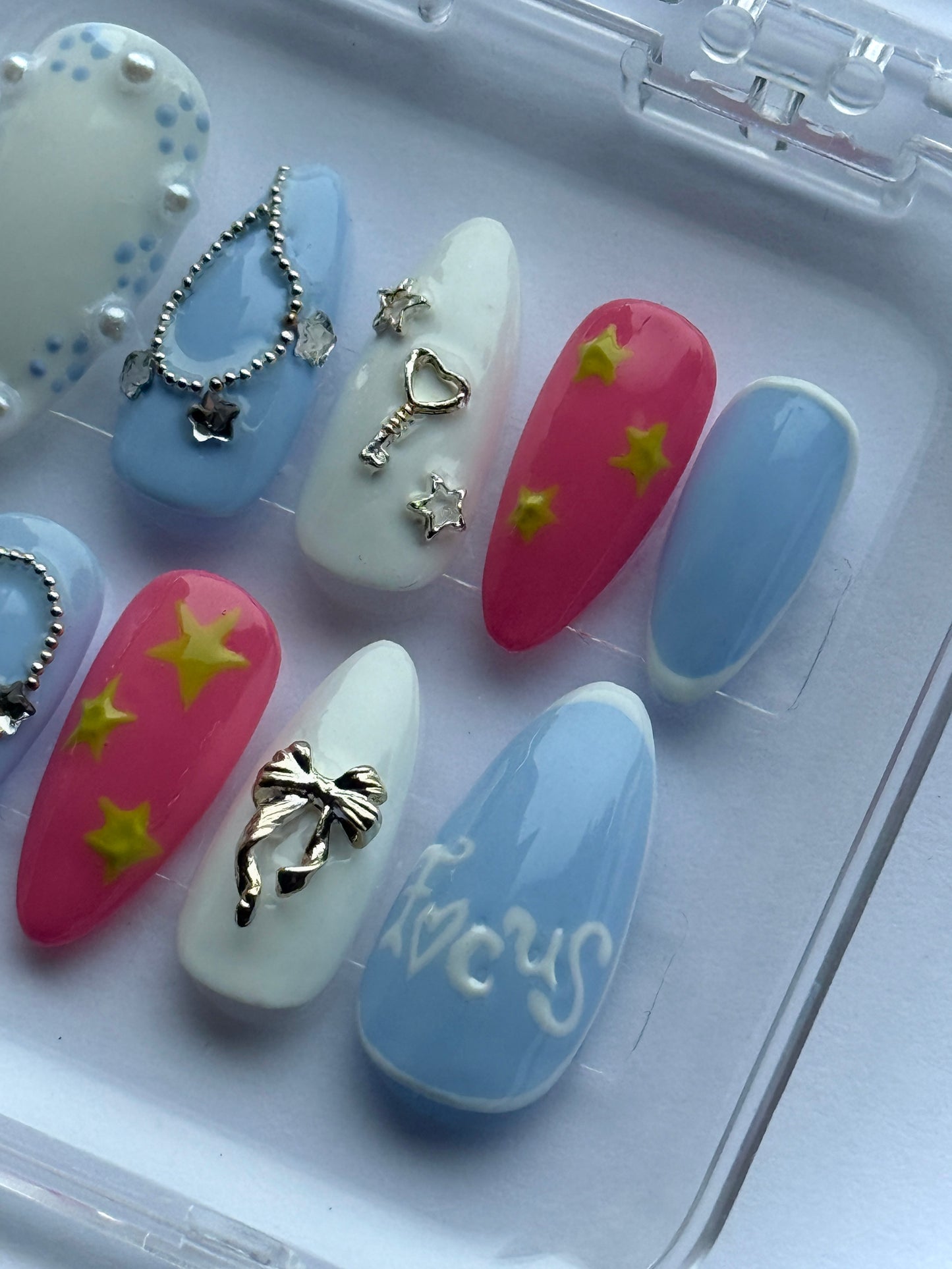 Hearts2Hearts Press-On Nails