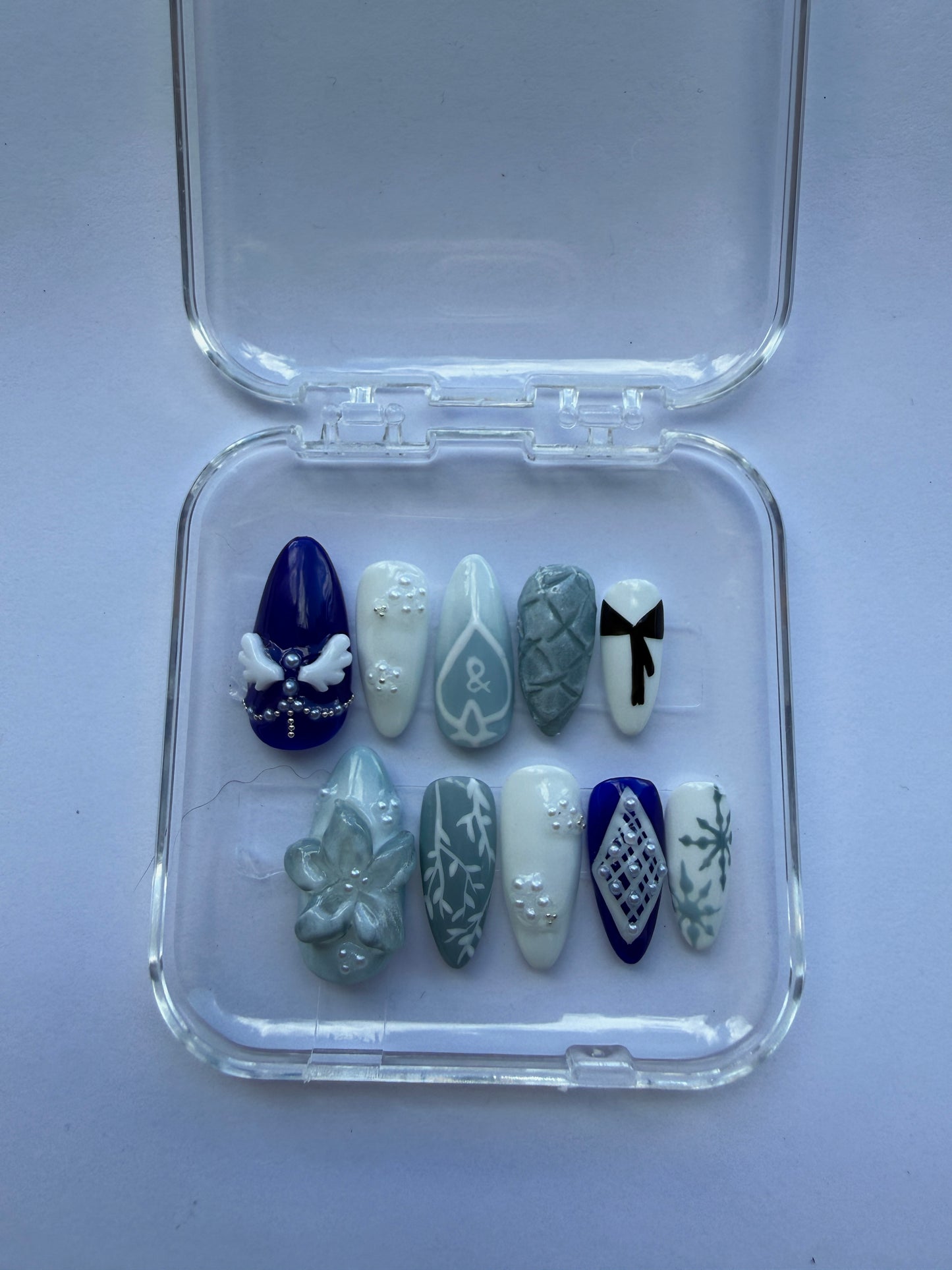 &Team Press-On Nail Set