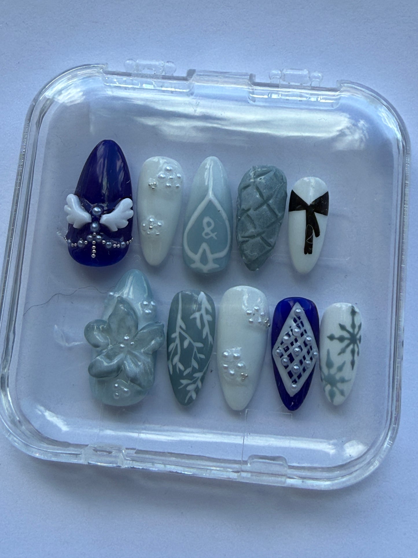 &Team Press-On Nail Set