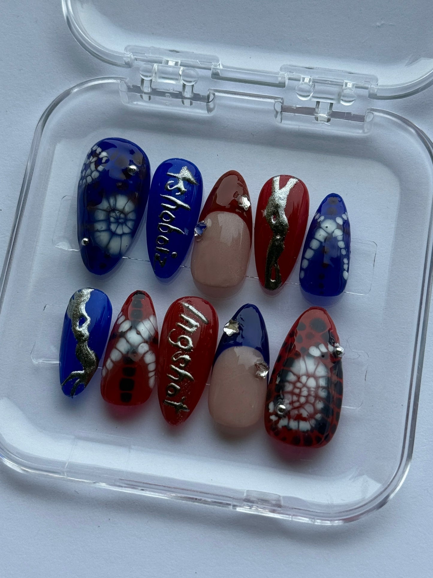 LNGSHOT Press-On Nail Set