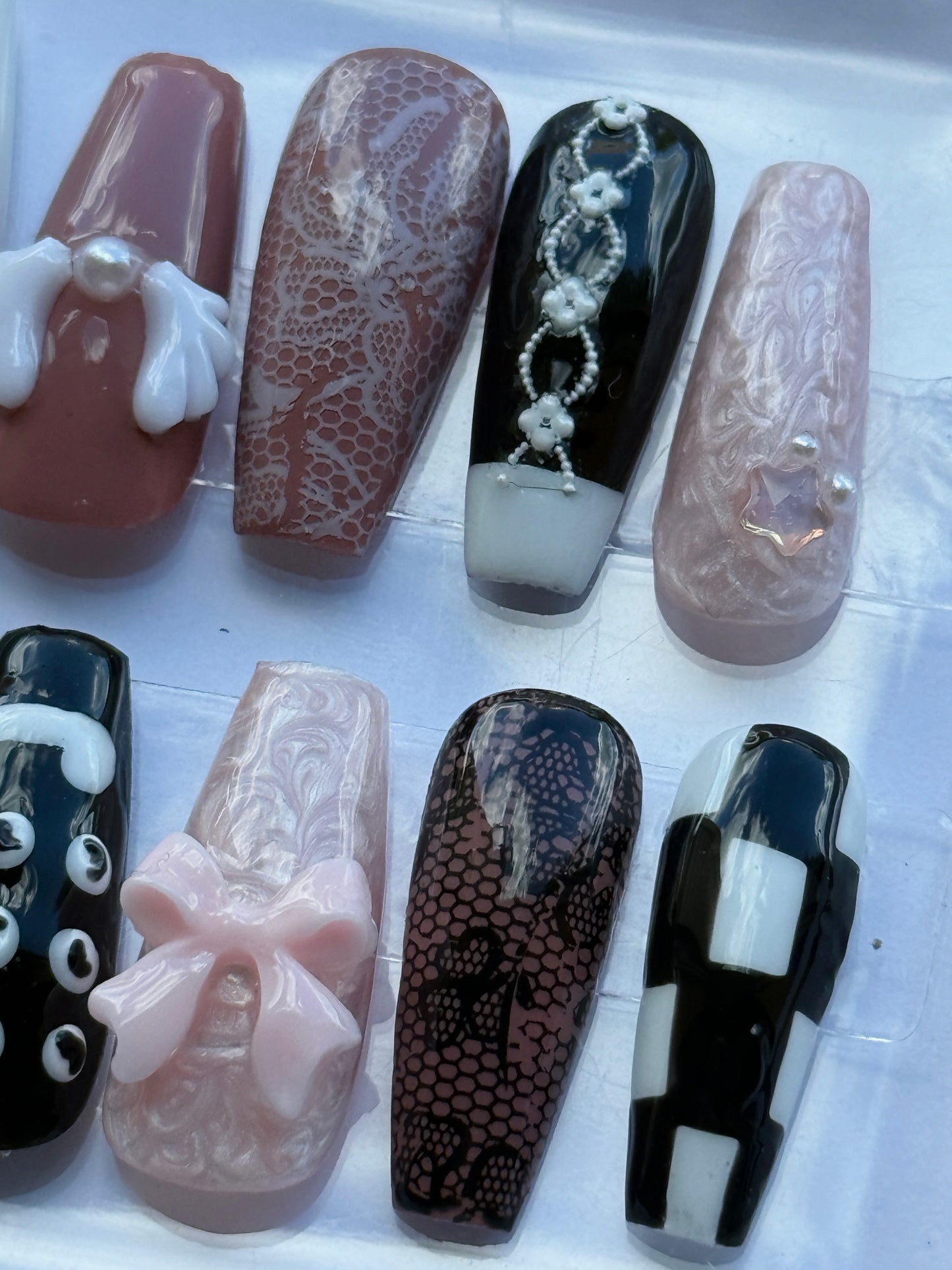 IVE Press-On Nail Set